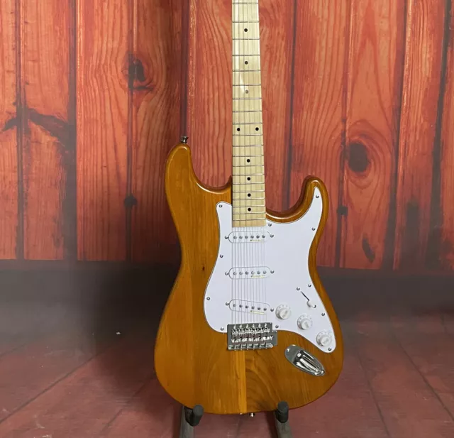 Custom Yellow ST Electric Guitar White Pickguard SSS Pickup Maple Neck Dot Inlay