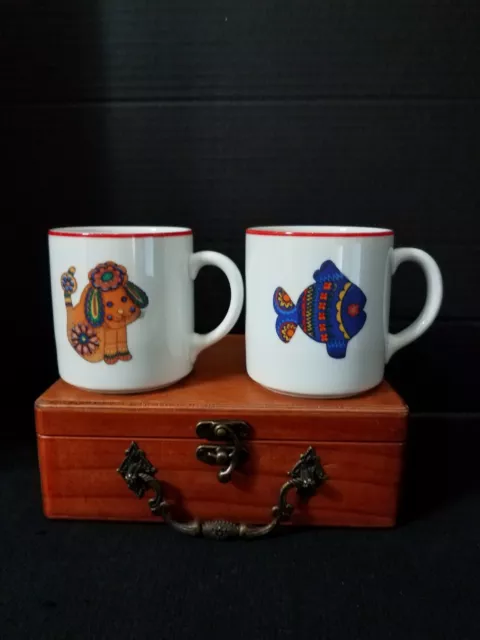 Dog Fish BAREUTHER WALDSASSEN Germany (2) 3.5" 112 Animal Mugs VERY GOOD
