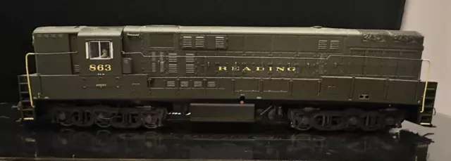 atlas model railroad co, inc. item#7728 reading (phase 2)-road#863 HO locomotive