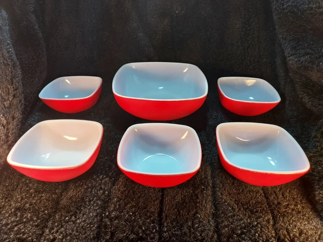 Vtg Red Hostess Pyrex Square Chip & Dip Set - 1.5 qt & 12 oz. - 1-515B & 5-410 Vtg Red Hostess Pyrex Square Chip & Dip Set - 1.5 qt & 12 oz. - 1-515B & 5-410