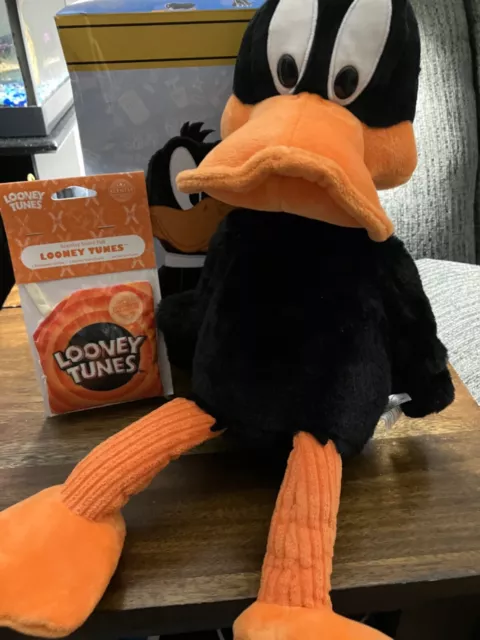 Daffy Duck Scentsy Buddy with Looney Tunes Scent Pak NEW IN BOX