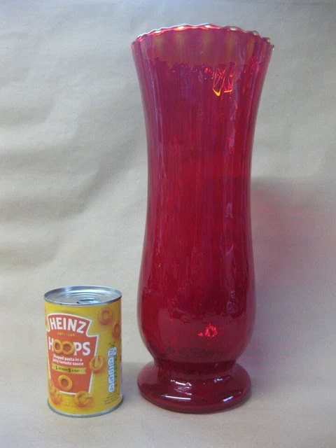 A Large Vintage Red Art Glass Vase ~ 35 cm Tall ~ Patterned ~ Empoli / Murano