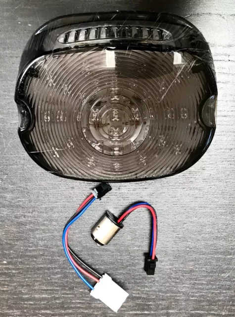 LED Rücklicht Flach Smoke Harley Davidson Dyna Softail Touring 99-17, e-Prüfung