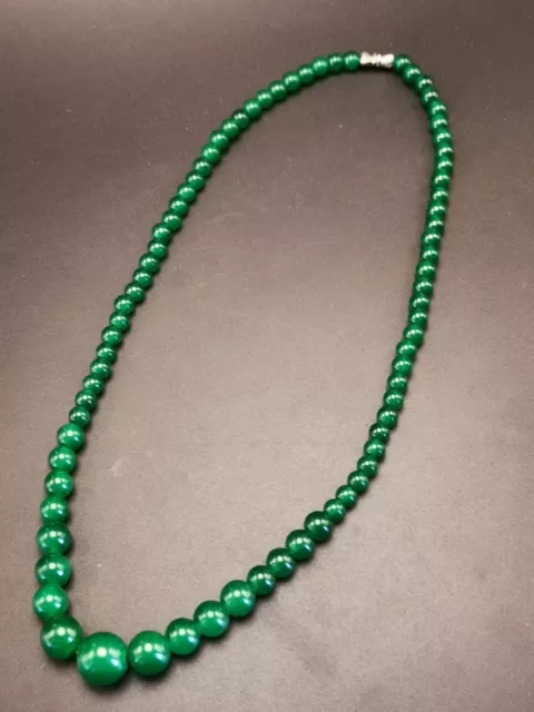 .Superior Rare Chinese Spinach Green Jade Beads Hand Polished Necklace Y68