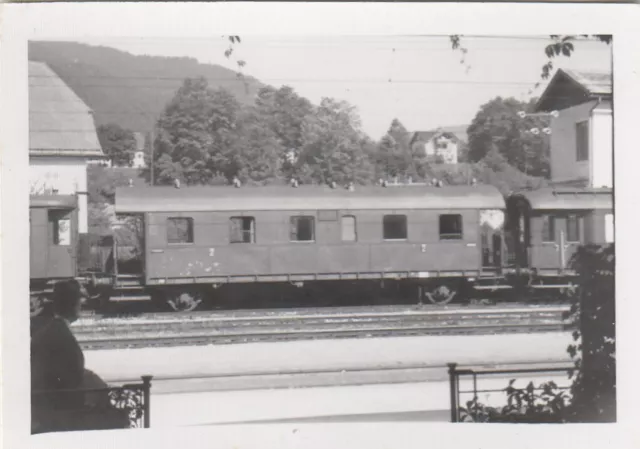 FOTO   Eisenbahn Waggon 22 008 Personenwagen 2.Kl.   ca.7x10  (G1480)
