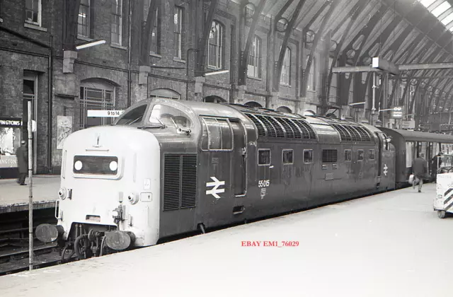 Original 35mm B&W Neg Slide: Class 55 Deltic 55015 @ London Kings Cross 1978
