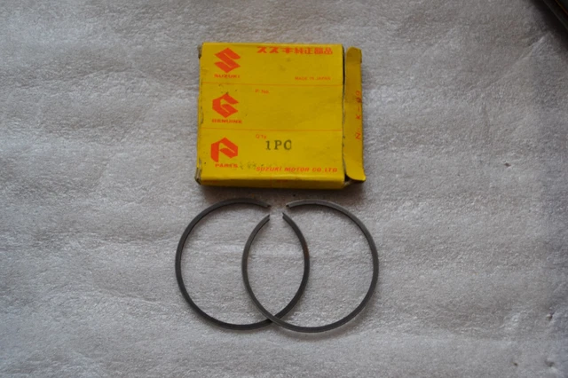 Genuine Suzuki  TC120 B100 B100P TRAILCAT  Piston ring set, 1.00 o/s 12140-20731