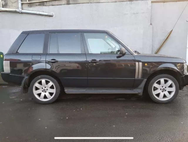 Range Rover L322 4.4 Vogue Breaking - Java Black