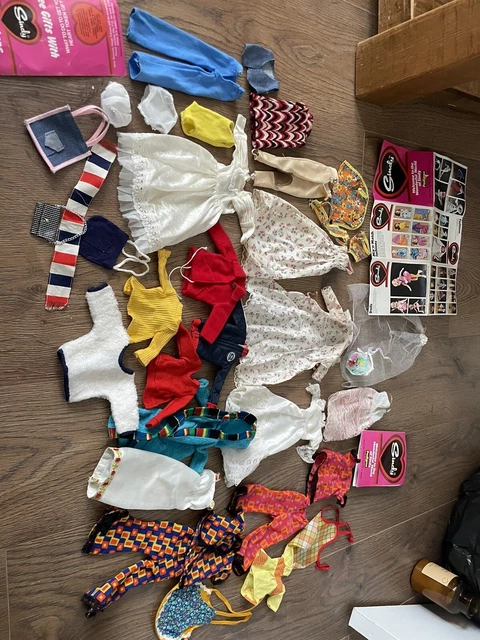 Vintage clothes Bundle for Sindy doll and other fashion dolls. Vintage clothes Bundle for Sindy doll and other fashion dolls.