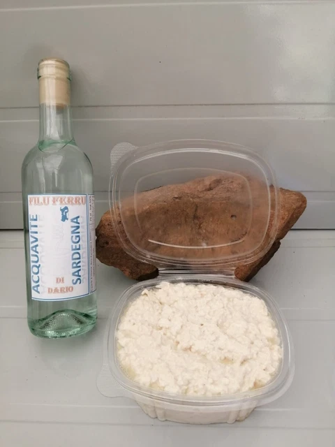 Casu Marsu vaschetta - Acquavite "FiluFerru" di Sardegna