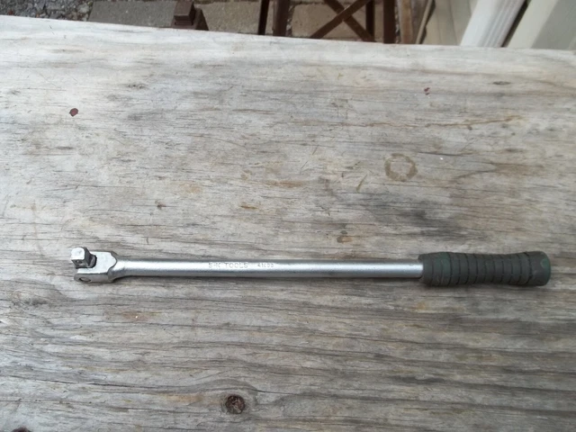 Vintage USA S-K Tools # 41653 17"L 1/2" Drive Cushion Handle Breaker Bar SK Tool Vintage USA S-K Tools # 41653 17"L 1/2" Drive Cushion Handle Breaker Bar SK Tool
