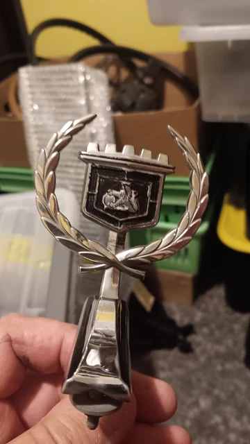 Wb Statesman Emblem/ CAPRICE BONNET EMBLEM ORNAMENT HQ HJ HX HZ MONARO GTS