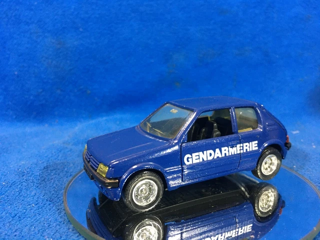 Lot De 2 Solido 1:43 – Renault Fuego Gendarmerie & Ford – Sous Blister – Occasion