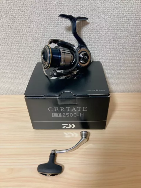 DAIWA 19 CERTATE LT 3000 Spinning Reel Excellent from JAPAN #1535