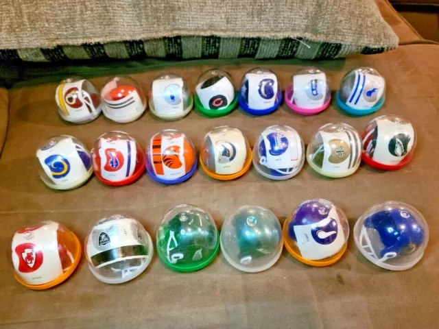 Mini NFL Football Helmet AA Gumball Vending Machine Plastic