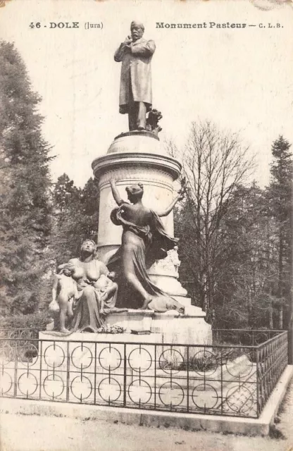 DOLE - Monument Pasteur