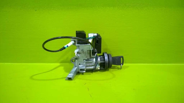 07 09 10 11 12 13 14 Sierra 4X4 Ignition Key Lock Cylinder Housing Immobilizer