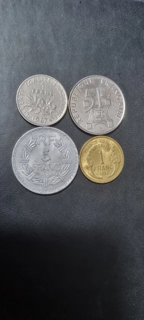 Lot De 4 Pieces Francs
