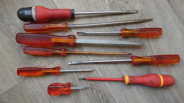 FACOM - Lot de 6 tournevis protwist-empreinte fente ou plat et phillips ou cruciforme