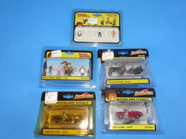 Woodland Scenics HO Scale AUTO Scenes, Accents- people , Workers Cars. LOT S80