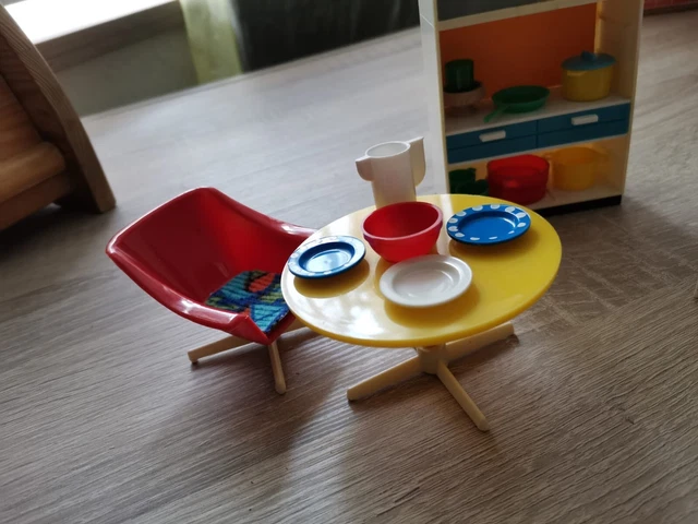 Konvolut Puppenstuben Plastik Möbel Geschirr Hausrat Puppenwagen Ersatzteile DDR