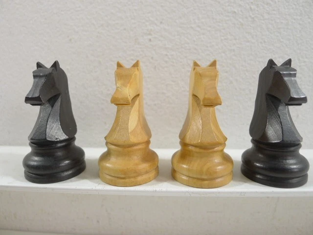 Jeux d'Echecs French Staunton en Bois de Buis Ebonisé