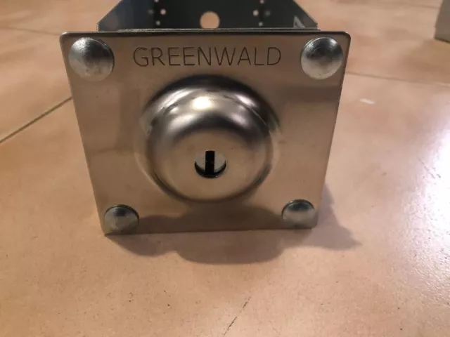 Greenwald coin box  (missing key: K0332)