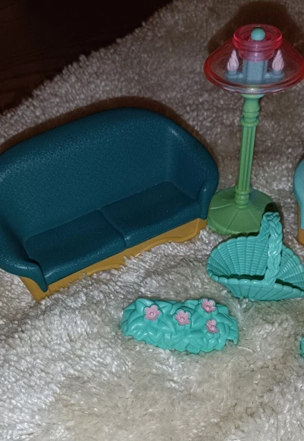 Vintage Fisher Price Loving Family  2 Couches Lamp Flower Beds Basket