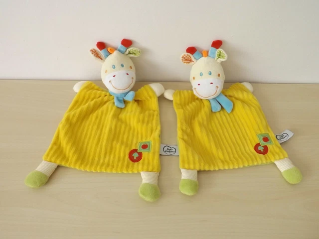 lot deux doudous girafe jaune vert mots d'enfants