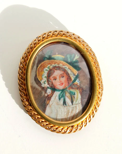 Broche Ancienne à Motif De Femme Peinte à La Main - Monture Dorée - Occasion