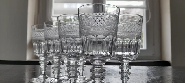 8 Anciens Verres A Vin En Cristal Baccarat St Louis Debut 1900
