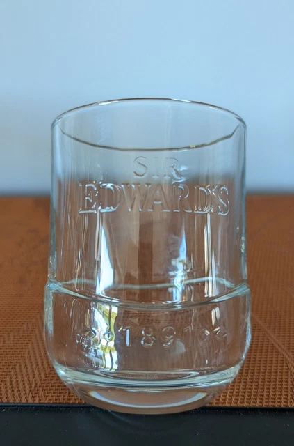 Lot De 7 Pierres à Whisky Avec Gravure Au Choix U2013 Motif : Original Exclusif U2013 Boîte En Bois Personnalisée U2013 2 Verres à Whisky, 9 Pierres De Refroidissement, 1 Sac, 1