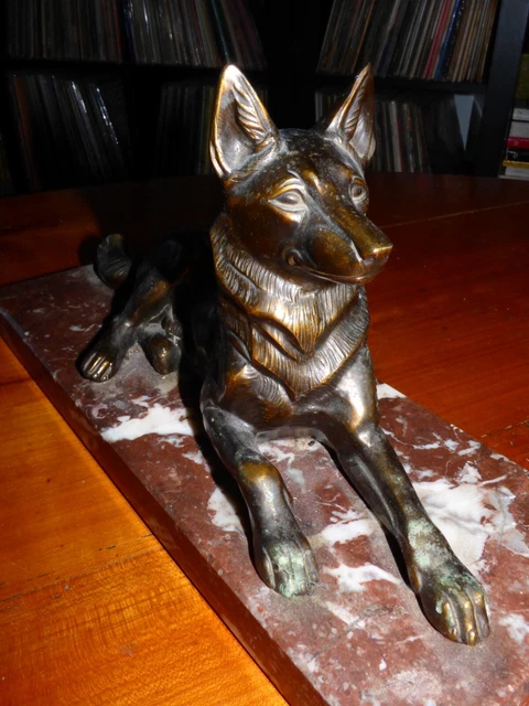 Art Deco Animal Sculpture Chien Shepherd German Regulate Patina Bronze Marble