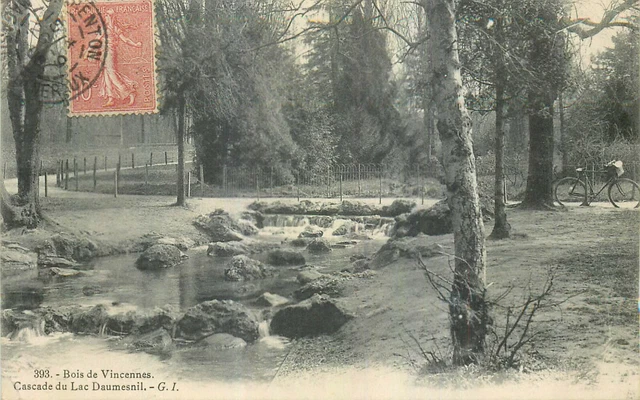 94 Bois De Vincennes Cascade Du Lac Daumesnil