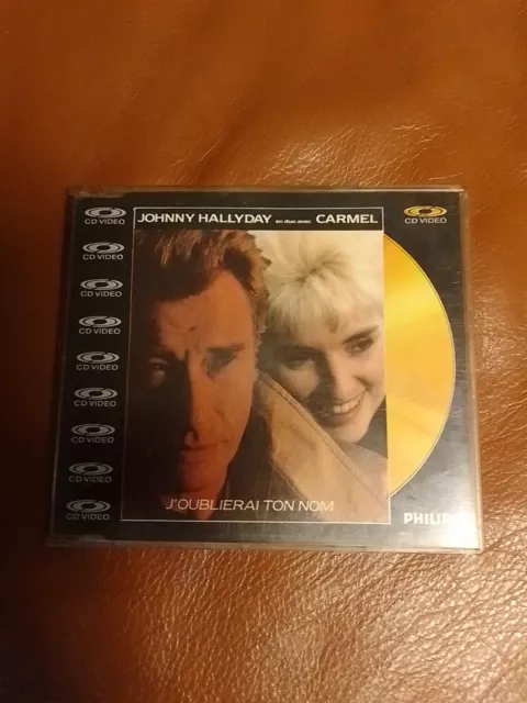 MEGA RARE MINI CD VIDEO " JOHNNY HALLYDAY duo  avec CARMEL " J'OUBLIERAI TON NOM