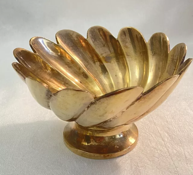 Vintage Solid Brass Heavy Footed Bowl With Scalloped Edges India  5" x 3"