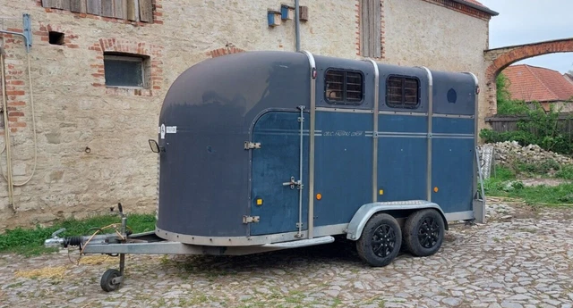 Pferdetransportanhänger Fautras Oblic 3 Voyager für 3 Pferde
