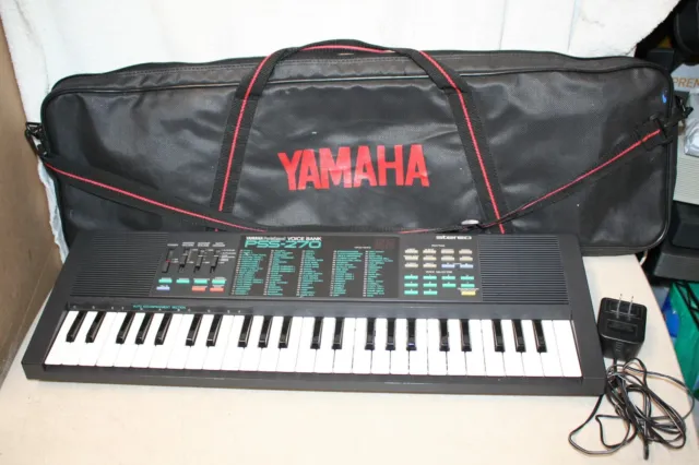 Vintage Yamaha PSS 270 PortaSound Voice Bank Electronic Keyboard + carrying case