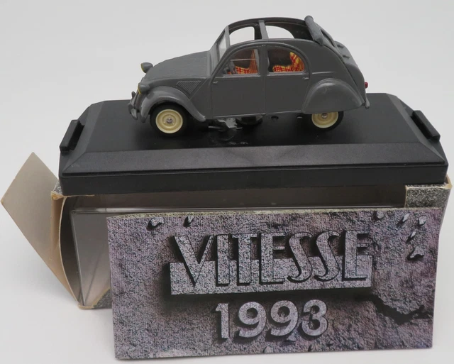 Miniature Citroën 2CV AZL 1957 Avec Malle Bombée - Échelle 1/43 - Marque IXO Salvat - Diecast
