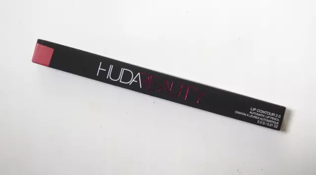 Huda Beauty Lippenkontur 2.0 automatischer Lippenstift in Universal Rot 0,5g Neu verpackt