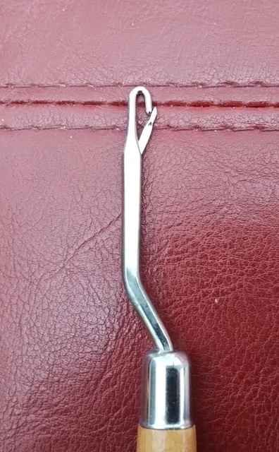 Holzgriff Riegel Haken Teppich Strickwerkzeug.  Geliebt.  UK Ländlicher Verkäufer (s1)