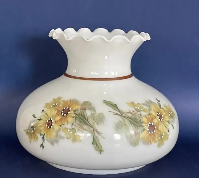 Vintage GWTW 7” Fitter Daisy Floral Hurricane Oil Or Electric Glass Lamp Shade