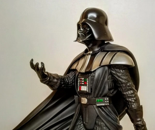 RARE!  STAR WARS. DARTH VADER. 14 inch Gentle Giant Statue. (C.O.A Included)