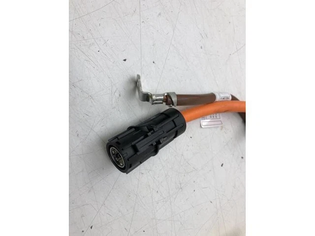 P18682523 Caricabatterie Batteria MERCEDES-BENZ CLASSE B Sports Tourer (W247) 0009008