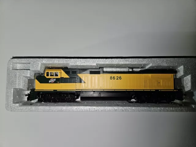 HO scale C&NW C44-9W #8626