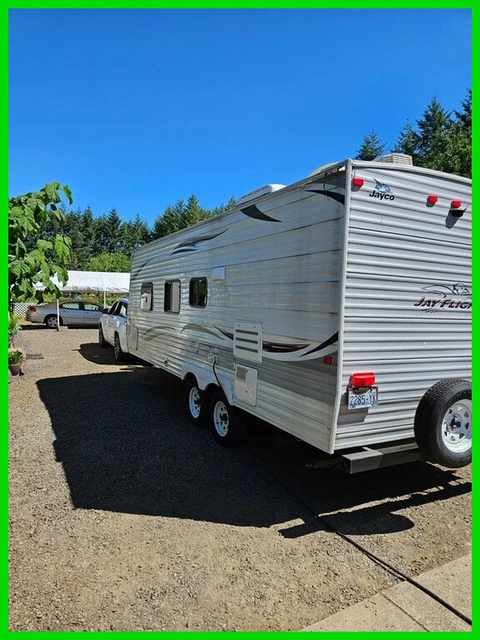 2013 Jayco Jay Flight 22 FB 22' A/C and Heating 1 Awning 3 Burner Stove/Oven 2013 Jayco Jay Flight 22 FB 22' A/C and Heating 1 Awning 3 Burner Stove/Oven