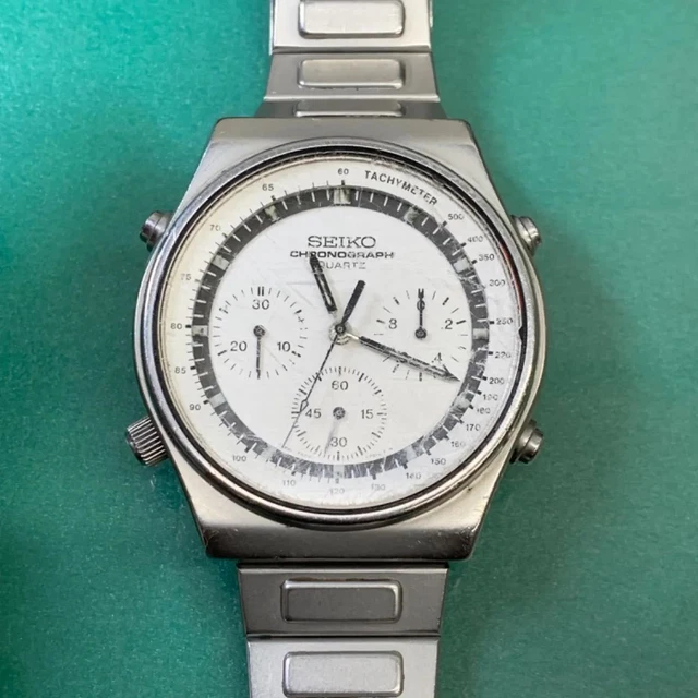 VINTAGE SEIKO Chronograph Speedmaster 7A28-7010 Silver White 