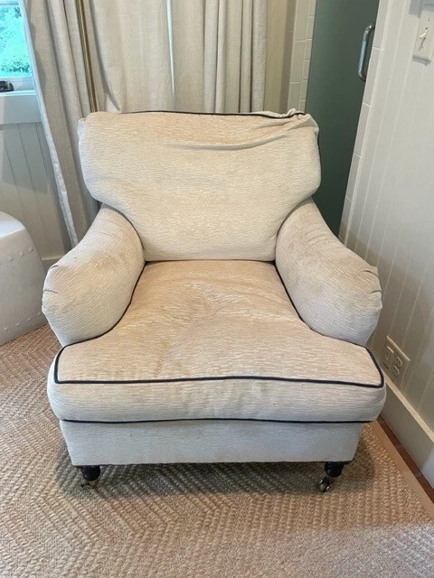 Pair of George Smith Standard armchairs with back cushion