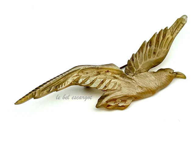 Broche Ancienne Hippocampe Sculpté En Corne Bovine - Vintage
