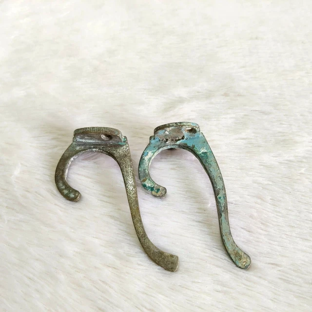 1920s Vintage Brass Wall Hooks Hanger Rich Patina Decorative Collectible 2 Pc 14